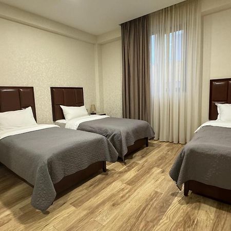 Aura Hotel تبليسي المظهر الخارجي الصورة