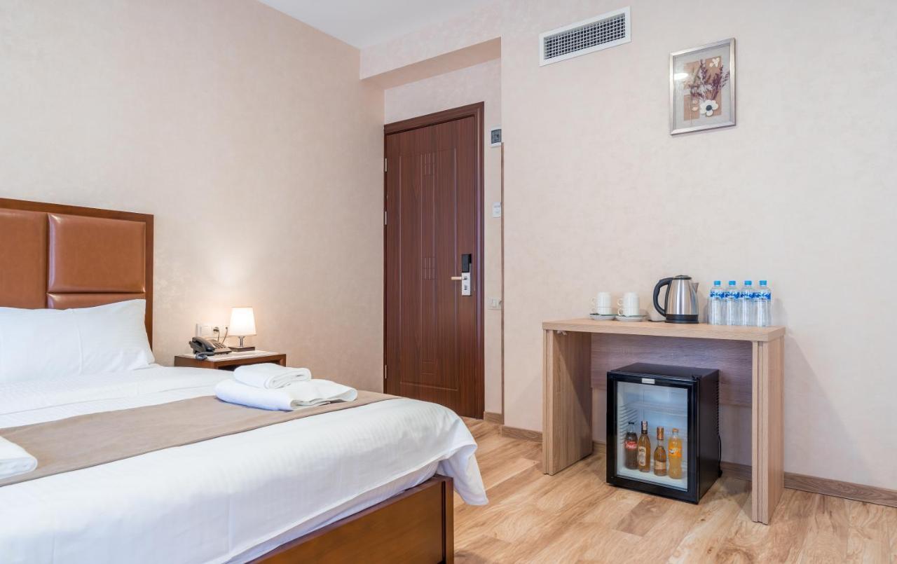Aura Hotel تبليسي المظهر الخارجي الصورة
