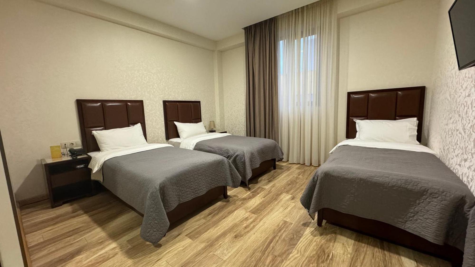 Aura Hotel تبليسي المظهر الخارجي الصورة